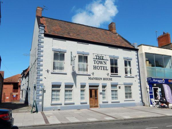 The Town Hotel ブリッジウォーター エクステリア 写真